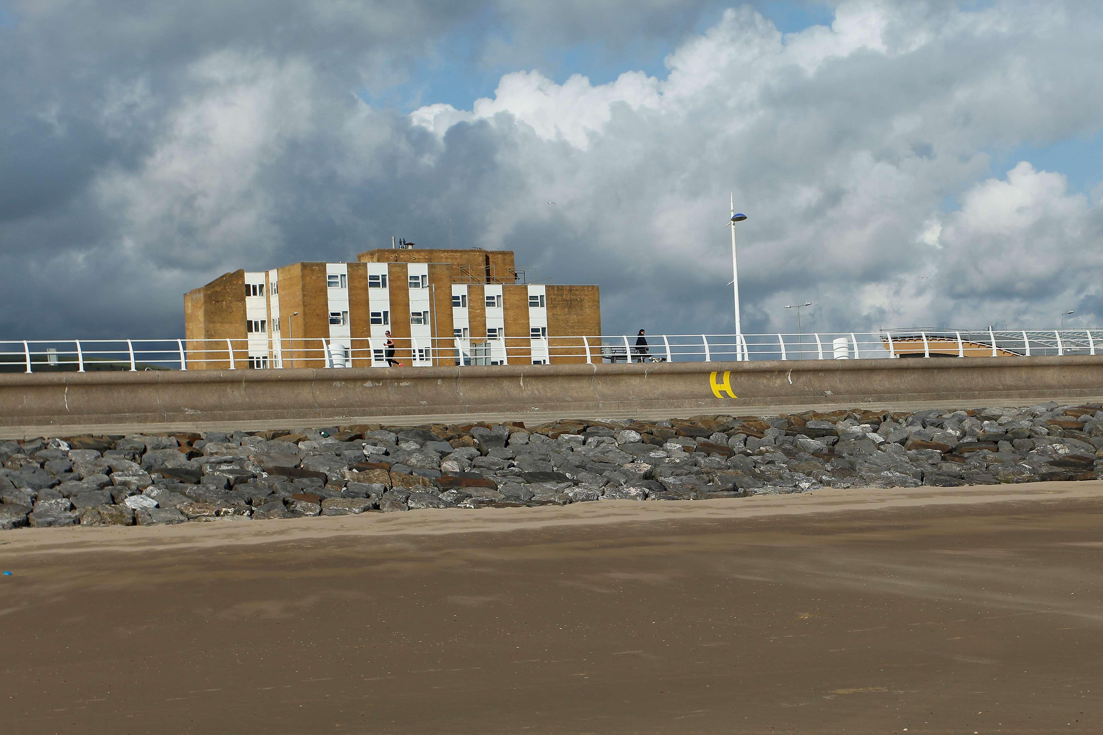 Best Western Aberavon Beach Hotel Port Talbot Exteriör bild