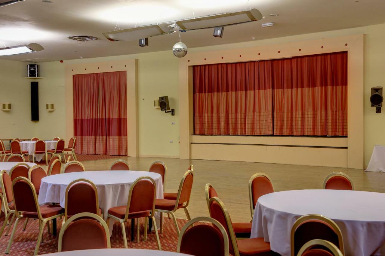 Best Western Aberavon Beach Hotel Port Talbot Exteriör bild